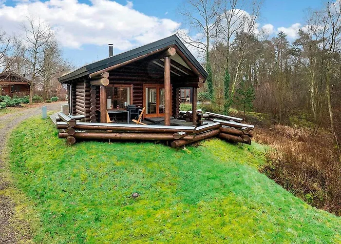 2 Bedroom Awesome In Casa vacanze Kibæk
