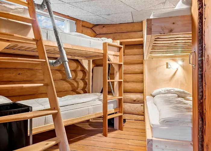 2 Bedroom Awesome In *